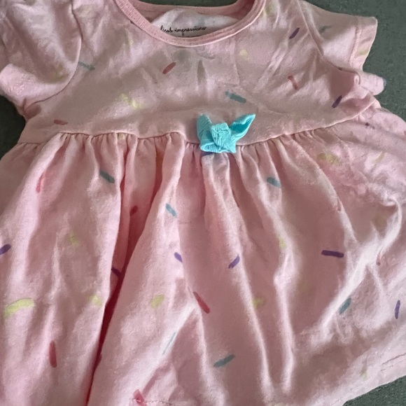 Set of 2 first impressions baby girl dresses - Picture 2 of 5